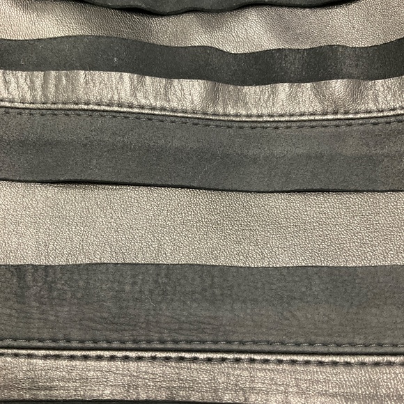 OSCAR DE LA RENTA BLACK FALL 2009 BANDED LEATHER AND SUEDE LEATHER SKIRT - Picture 5 of 5